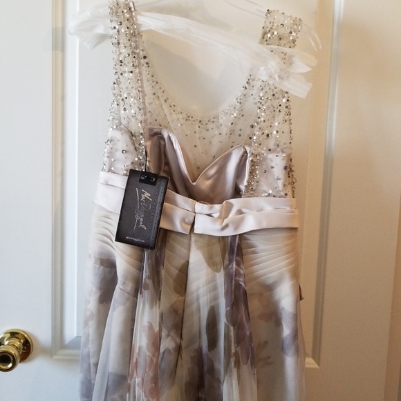 MacDuggal  Gown - Picture 5 of 9